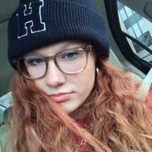 Meet your Posher, Scarlett